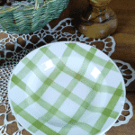 ASSIETTE CREUSE MOULIN DES LOUPS NAPPE VERTE MALTRAITEE