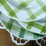 ASSIETTE CREUSE MOULIN DES LOUPS NAPPE VERTE MALTRAITEE – Image 2
