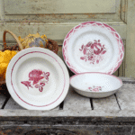 LOT 3 MALTRAITEE 2 PLATS 1 ASSIETTE DIGOIN – Image 5
