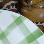 LOT DE 4 ASSIETTES CREUSES MOULIN DES LOUPS NAPPE VERTE – Image 3