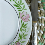 ASSIETTE PLATE MOULIN DES LOUPS VERTE ET ROSE – Image 4