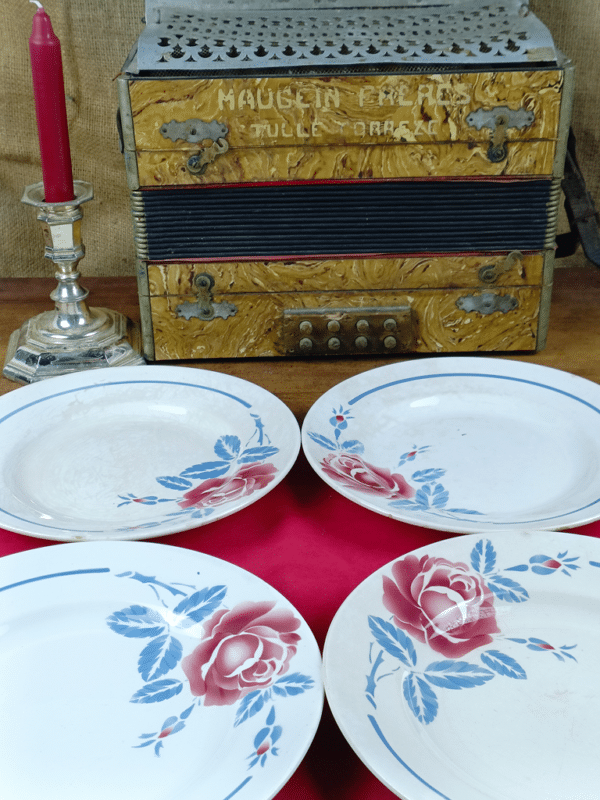 LOT DE 4 ASSIETTES MOULIN DES LOUPS & HAMAGE – Image 2